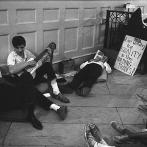 photo of New York CORE&amp;#039;s 1963 City Hall sit in (4)